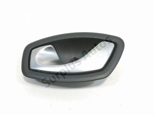 rear-left-interior-door-handle-renault-megane-iii-hatchback-bz01_-b3_-2008-32181573 main image