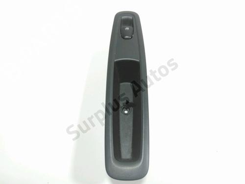 Used Left rear window switch RENAULT KADJAR (HA_, HL_) 1.5 dCi 110 (HLA3) (110 hp) 28255773