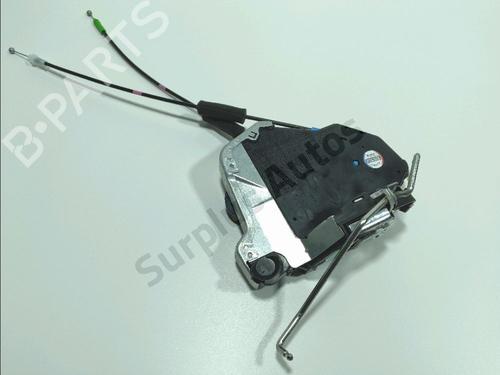 front-right-lock-toyota-rav-4-v-_a5_-_h5_-2018-36593338 main image