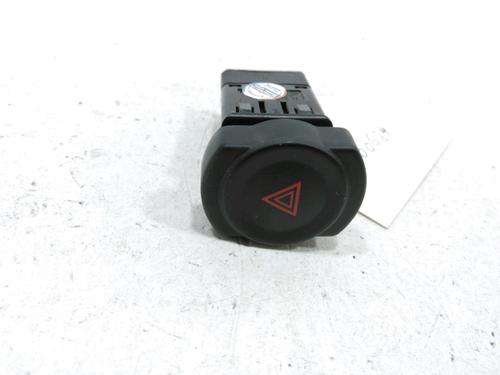 Used Warning switch DACIA DUSTER (HS_) 1.5 dCi (HSMC) (107 hp) 30990094