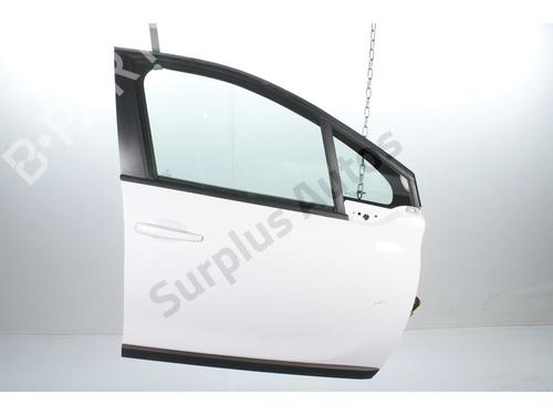 right-front-door-peugeot-2008-i-cu_-2013-36854242 main image
