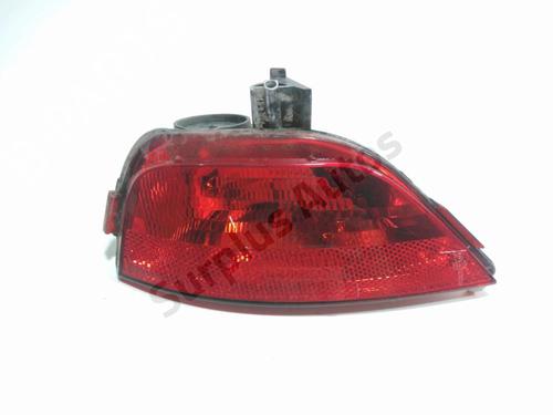 rear-fog-light-renault-megane-iv-hatchback-b9amn_-2015-39765849 main image
