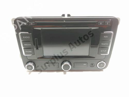 Used Radio VW JETTA IV (162, 163, AV3, AV2) 1.6 TDI (105 hp) 28232036