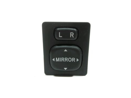 Used Mirror switch TOYOTA YARIS (_P13_) 1.5 Hybrid (NHP130_, NHP130) (101 hp) 28239090