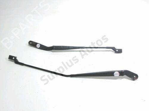 Used Front windshield wiper arm Front windshield wiper arm VW POLO IV (9N_, 9A_) 1.4 TDI (70 hp) 34617459 34617459