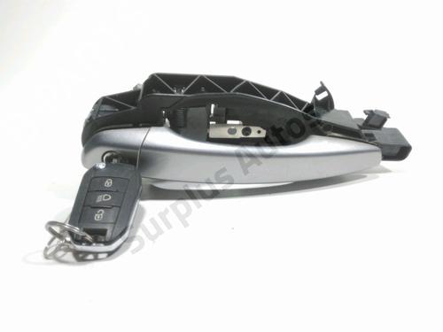 Used Front left exterior door handle PEUGEOT 308 II (LB_, LP_, LW_, LH_, L3_) 1.2 THP 110 (110 hp) 30503836