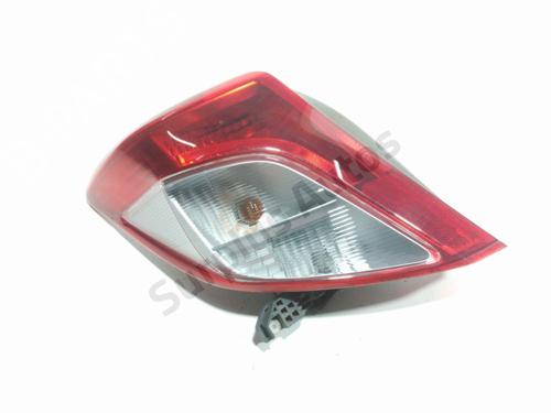 Used Left taillight TOYOTA YARIS (_P13_) 1.4 D (NLP130_, NLP130) (90 hp) 32402351