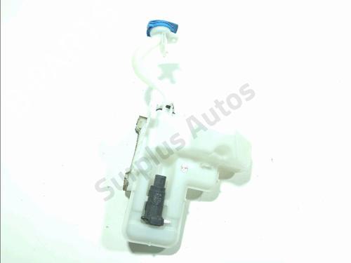Used Windscreen washer tank Windscreen washer tank 39525204 39525204