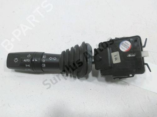 Used Headlight switch CHEVROLET CAPTIVA (C100, C140) 2.0 D 4WD (150 hp) 30989329