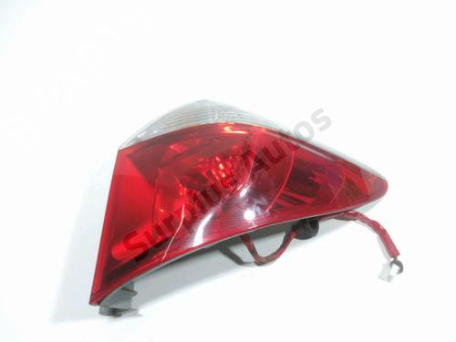 Używane Lampa tylna prawa TOYOTA VERSO S (_P12_) 1.4 D4-D (NLP121_, NLP121R) (90 hp) 28268898