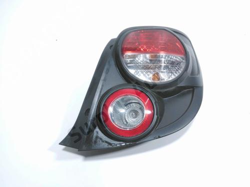 Used Right taillight CHEVROLET AVEO Hatchback (T300) 1.2 (86 hp) 28269078