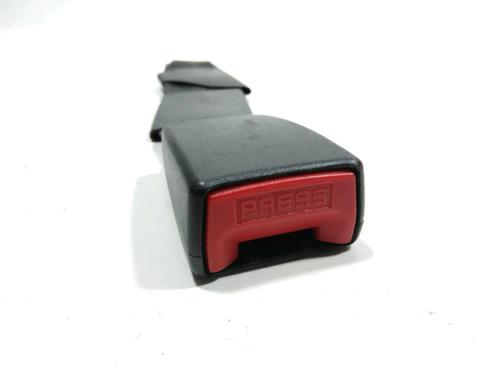 Used Seat buckle CITROËN C3 I (FC_, FN_) 1.4 HDi (68 hp) 28233425