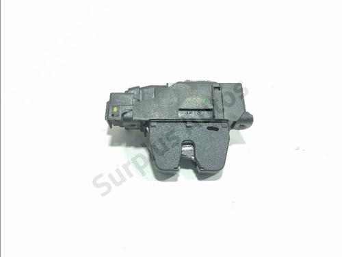 tailgate-lock-citroen-c3-picasso-sh_-2008-38345854 main image