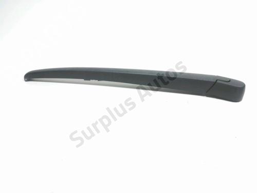 Used Rear windshield wiper arm HYUNDAI TUCSON (JM) 2.0 CRDi All-wheel Drive (140 hp) 28508116