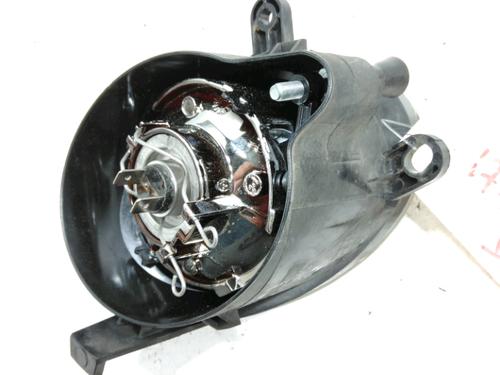 Right front fog light AUDI A6 C6 Avant (4F5) 3.0 TDI quattro | BP31004458C31 - Image 2