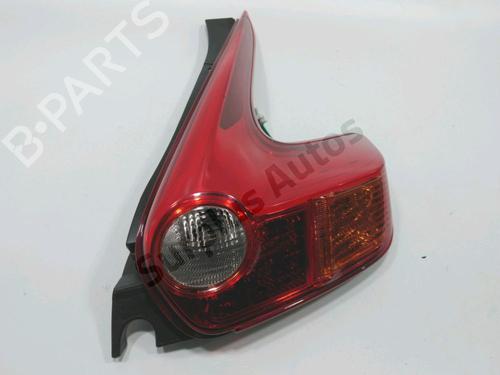 Used Right taillight NISSAN JUKE (F15) 1.5 dCi (110 hp) 31006349
