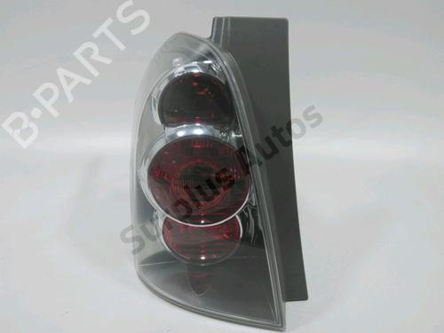 Used Left taillight TOYOTA COROLLA Verso (ZER_, ZZE12_, R1_) 1.6 (ZNR10_, ZNR10R) (110 hp) 31006810