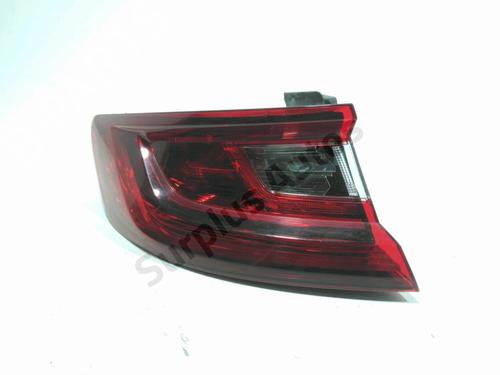 left-taillight-renault-megane-iv-hatchback-b9amn_-2015-34262897 main image