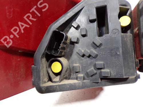 Right taillight PEUGEOT 607 (9D, 9U) 2.0 HDI | BP28268346C35 