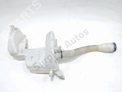 Used Windscreen washer tank Windscreen washer tank 38743621 38743621