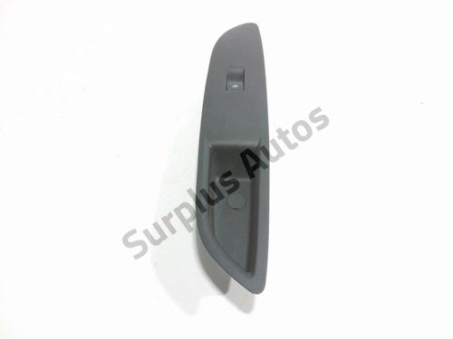 Used Right front window switch Right front window switch 38587549 38587549