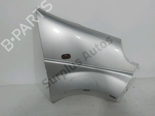 Used Right front fenders RENAULT TRAFIC II Bus (JL) 1.9 dCI 80 (JL0B) (82 hp) 30993260