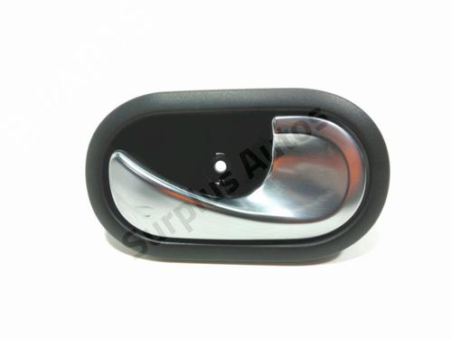 Høyre foran invendig håndtak RENAULT TWINGO III (BCM_, BCA_) 1.0 SCe 70 (71 hp) 28242925