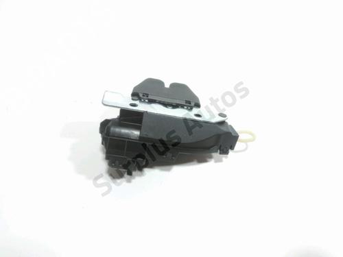 Tailgate lock MERCEDES-BENZ CLA Coupe (C117) CLA 200 (117.343) | BP28260842C101 