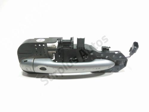 Used Front left exterior door handle RENAULT MEGANE III Hatchback (BZ0/1_, B3_) 1.9 dCi (BZ0N, BZ0J) (131 hp) 31142761
