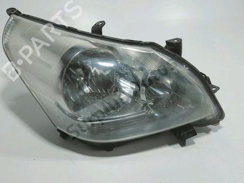 Used Right headlight Right headlight TOYOTA VERSO (_R2_) 2.0 D-4D (AUR20_, AUR20R) (126 hp) 39765688 39765688