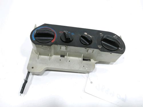 Used Climate control RENAULT ESPACE II (J/S63_) 2.1 TD (J633, J634, J/S635, J/S63D) (88 hp) 30988500