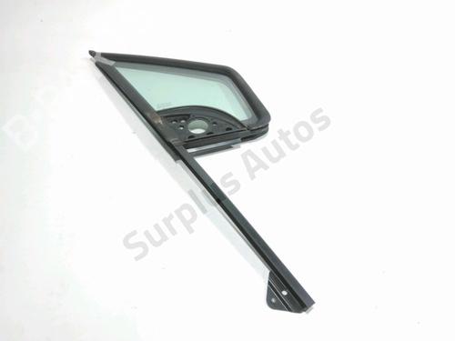 Used Front right quarter glass Front right quarter glass 38231212 38231212