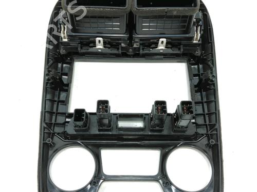 Middle console KIA CERATO I Hatchback (LD) 2.0 CRDi | BP30991873I22