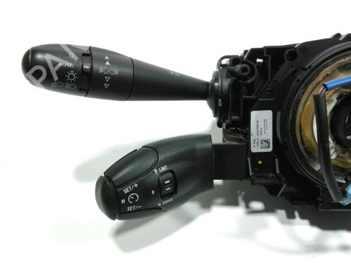 Steering wheel controls PEUGEOT 5008 (0U_, 0E_) 1.6 HDi | BP28227010E15 