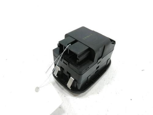 Left front window switch PEUGEOT 206+ (2L_, 2M_) 1.4 HDi eco 70 | BP30999010I27 - Image 2