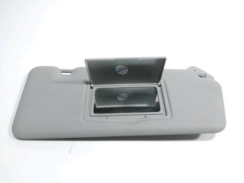 Used Right sun visor Right sun visor 28262817 28262817