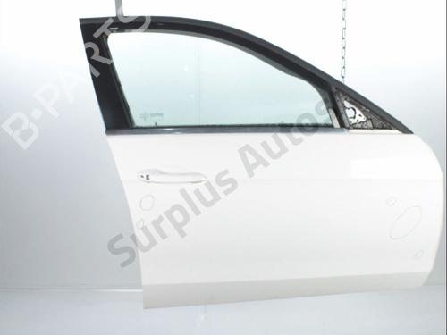 right-front-door-mercedes-benz-e-class-t-model-s212-2009-2010-2011-2012-2013-2014-2015-2016-32514502 main image
