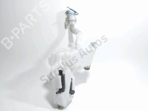 Used Windscreen washer tank AUDI A3 (8V1, 8VK) 1.4 TSI (150 hp) 30406349