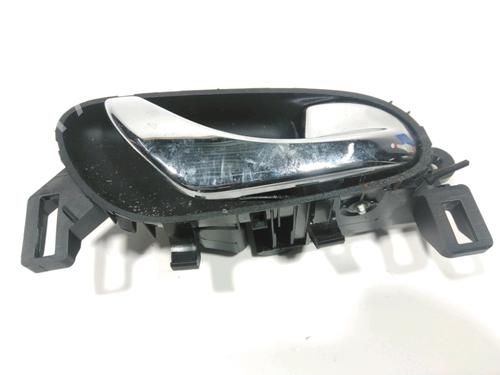 Used Front right interior door handle Front right interior door handle NISSAN PULSAR Hatchback (C13) 1.2 DIG-T (115 hp) 28242688 28242688