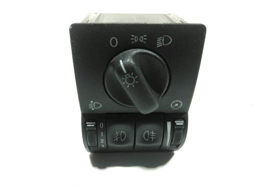 Used Headlight switch Headlight switch 37767582 37767582
