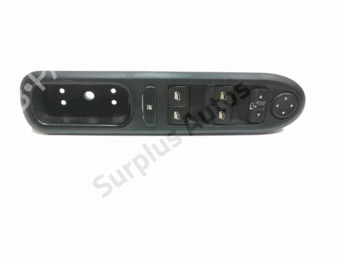 Used Left front window switch PEUGEOT 407 (6D_) 1.6 HDi 110 (6D9HZC, 6D9HYC) (109 hp) 28249435
