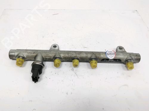 Used Injection rail Injection rail 28221267 28221267