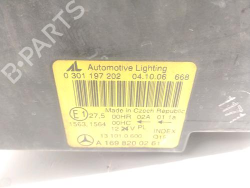 Right headlight MERCEDES-BENZ A-CLASS (W169) A 180 CDI (169.007, 169.307) | BP28266213C29 