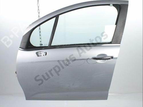 Used Left front door Left front door CITROËN C3 II (SC_) 1.4 HDi 70 (SC8HZC, SC8HR0, SC8HP4) (68 hp) 34643385 34643385