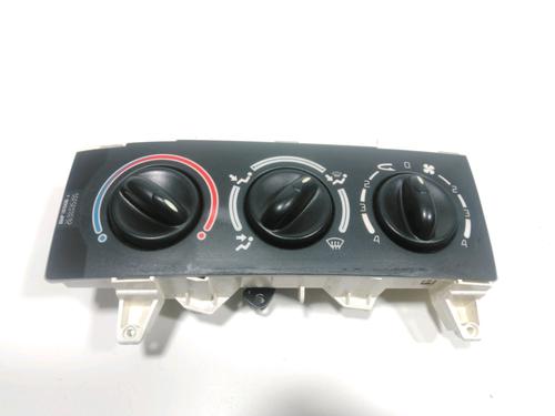 climate-control-renault-megane-i-ba01_-1995-1996-1997-1998-1999-2000-2001-2002-2003-2004-28227747 main image