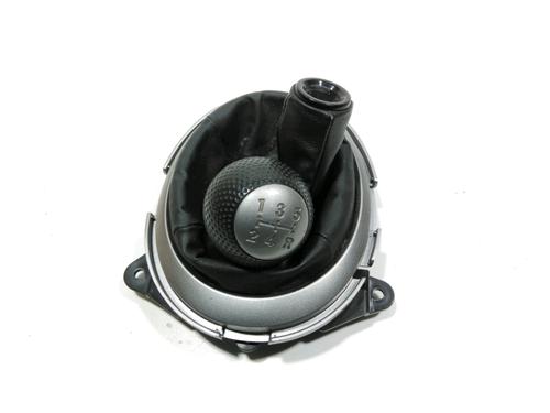 Used Shift knob HONDA JAZZ III (GE_, GG_, GP_, ZA_) 1.3 i (GE6, GG3, GG6) (100 hp) 28224423