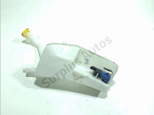 Used Windscreen washer tank Windscreen washer tank RENAULT CAPTUR I (J5_, H5_) 1.5 dCi 90 (J5N4, J5M5, J5MW, J5M6, J5AL, J5AJ) (90 hp) 33950065 33950065