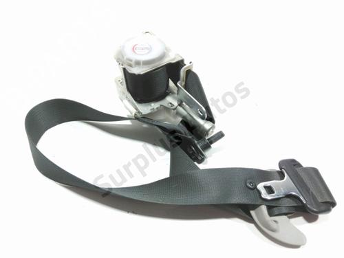 front-left-seatbelt-toyota-auris-_e18_-2012-2013-2014-2015-2016-2017-2018-2019-28234389 main image