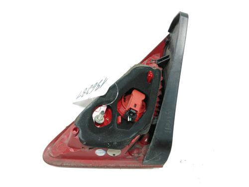 Left tailgate light PEUGEOT 3008 I MPV (0U_) 2.0 HDi 150 / BlueHDi 150 | BP31005880C79