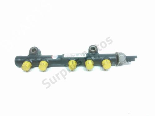 Used Injection rail FORD ECOSPORT 1.5 TDCi (90 hp) 28221338